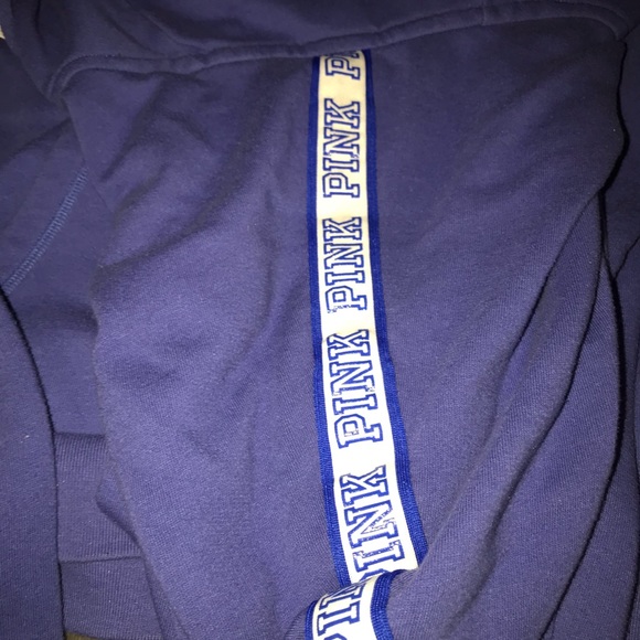 Pink• blue sweatshirt!! - Picture 3 of 4